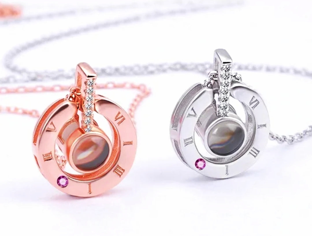 Enchanted 🌹Rose Ornament (with necklace)