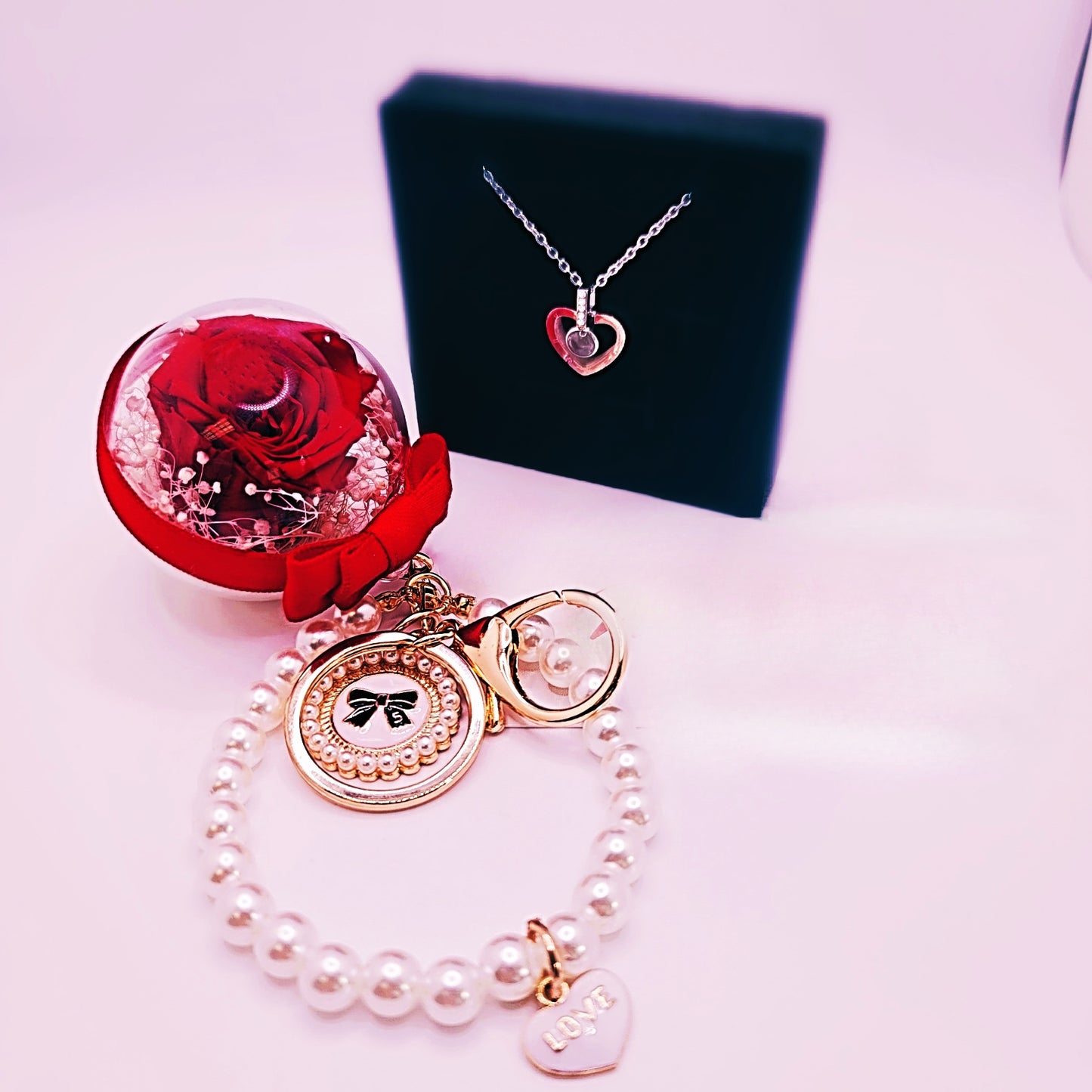 Enchanted 🌹Rose Ornament (with necklace)
